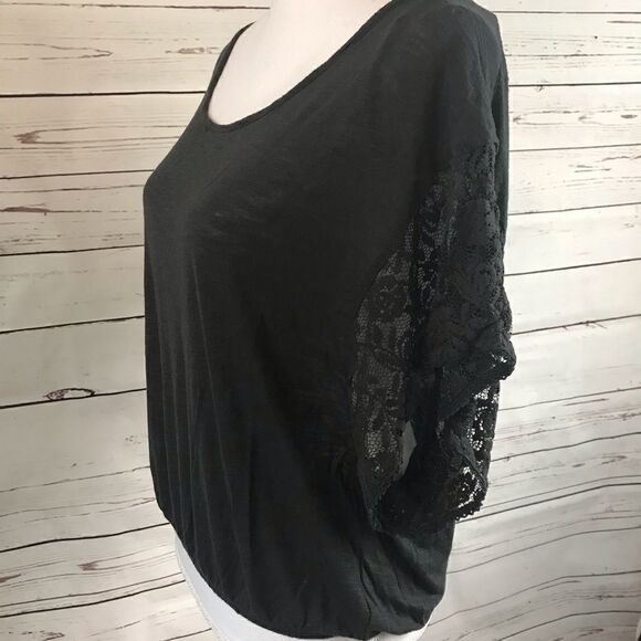 American Eagle Outfitters Women Lace Batwing shirt - Picture 5 of 6